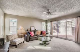 Photo #3: 6941714 Listing 