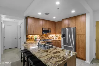 Photo #6: 6941755 Listing 