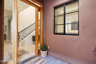 Photo #6: 6941885 Listing 