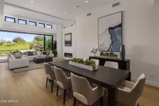 Photo #5: 6941927 Listing 