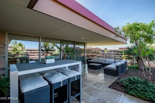 Photo #5: 6941976 Listing 