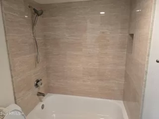 Photo #5: 6942024 Listing