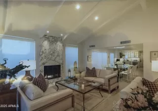 Photo #3: 6942062 Listing