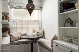 Photo #6: 6942125 Listing 