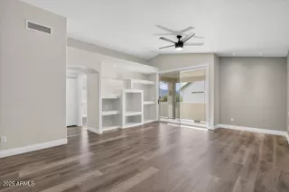 Photo #3: 6942191 Listing 