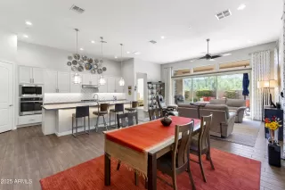 Photo #4: 6942330 Listing 