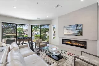 Photo #3: 6942566 Listing