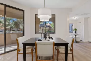 Photo #6: 6942576 Listing