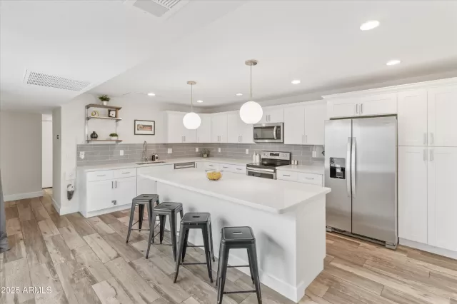 MLS: 6942646 Condo For Sale