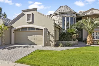 Photo #1: 6942864 Listing