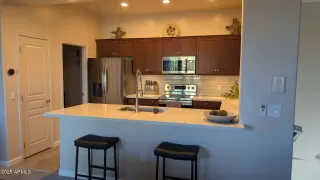 Photo #4: 6942968 Listing