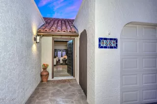 Photo #4: 6943132 Listing