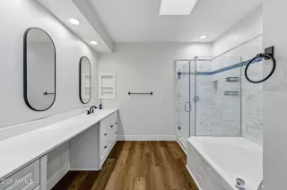 Photo #4: 6943301 Listing 