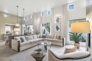 Photo #6: 6943342 Listing