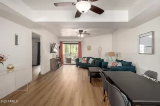 Photo #3: 6943351 Listing