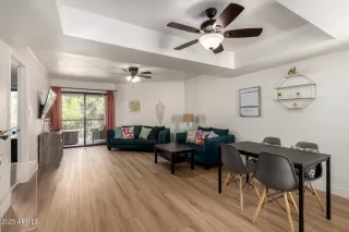 Photo #4: 6943351 Listing