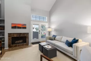 Photo #3: 6943392 Listing 