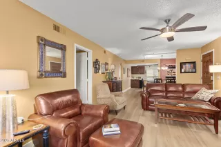 Photo #5: 6943435 Listing