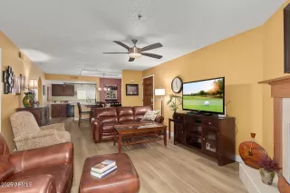 Photo #6: 6943435 Listing