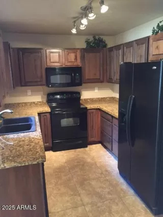 Photo #1: 6943470 Listing