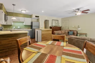 Photo #3: 6943472 Listing