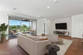 Photo #3: 6943479 Listing