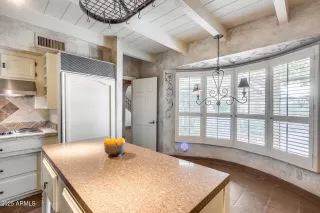 Photo #3: 6943740 Listing