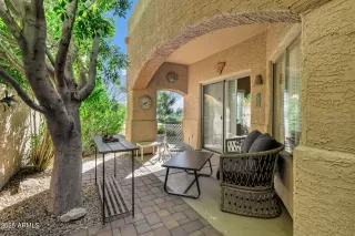 Photo #3: 6943744 Listing