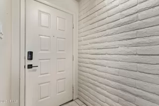 Photo #2: 6943818 Listing 