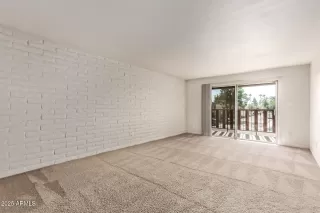 Photo #5: 6943818 Listing 