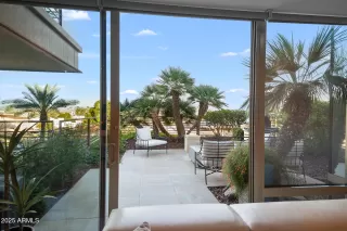 Photo #5: 6943906 Listing