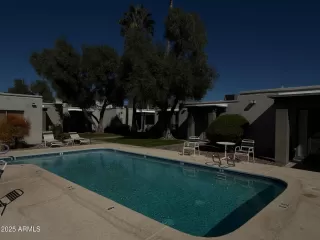 Photo #3: 6944220 Listing