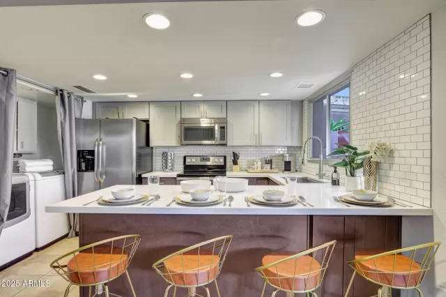 MLS: 6944301 Condo For Sale