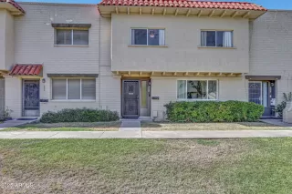 Photo #1: 6944301 Listing