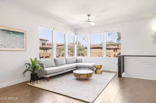 Photo #2: 6944440 Listing