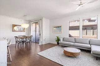 Photo #3: 6944440 Listing