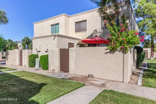 Photo #2: 6944542 Listing