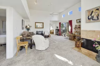 Photo #4: 6944613 Listing