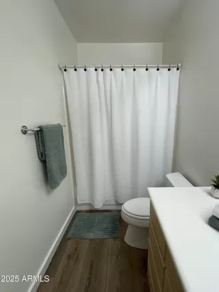 Photo #3: 6944639 Listing