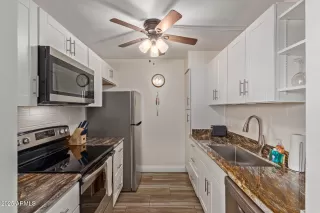 Photo #3: 6944734 Listing 