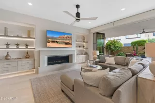 Photo #6: 6944822 Listing 