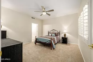 Photo #5: 6944924 Listing