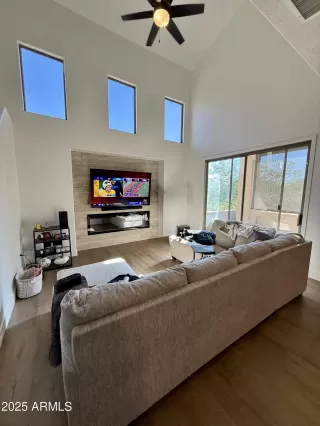 More Details about MLS # 6945169 : 16420 N THOMPSON PEAK PARKWAY#1009