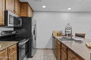 Photo #3: 6945416 Listing 