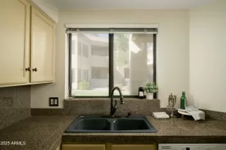 Photo #4: 6945419 Listing 