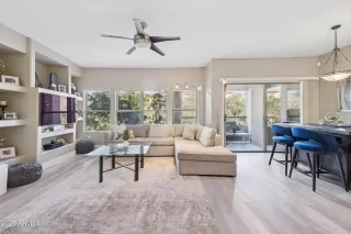 Photo #3: 6945456 Listing 