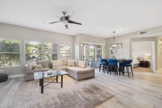 Photo #5: 6945456 Listing 