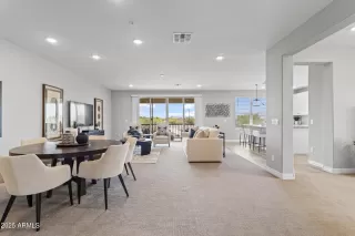 Photo #6: 6945647 Listing 