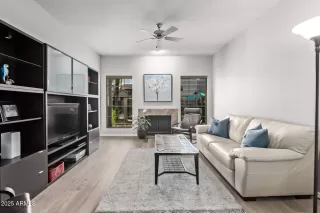 Photo #6: 6945656 Listing 