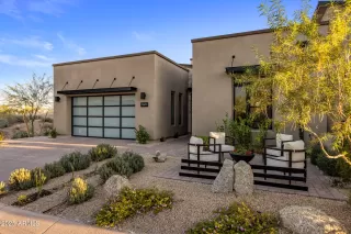 Photo #2: 6945676 Listing 